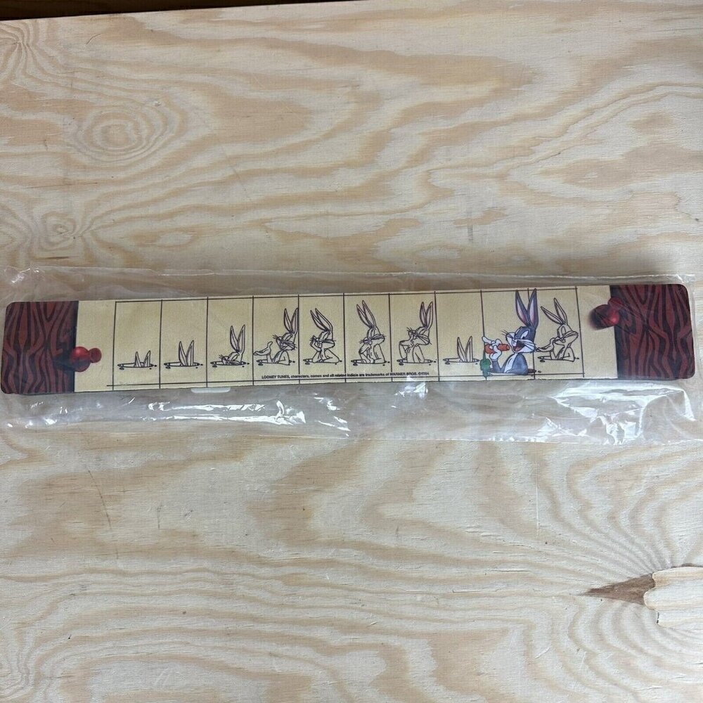 Vintage Looney Tunes Wrist Pad Bugs Bunny 90s Dead Stock NEW